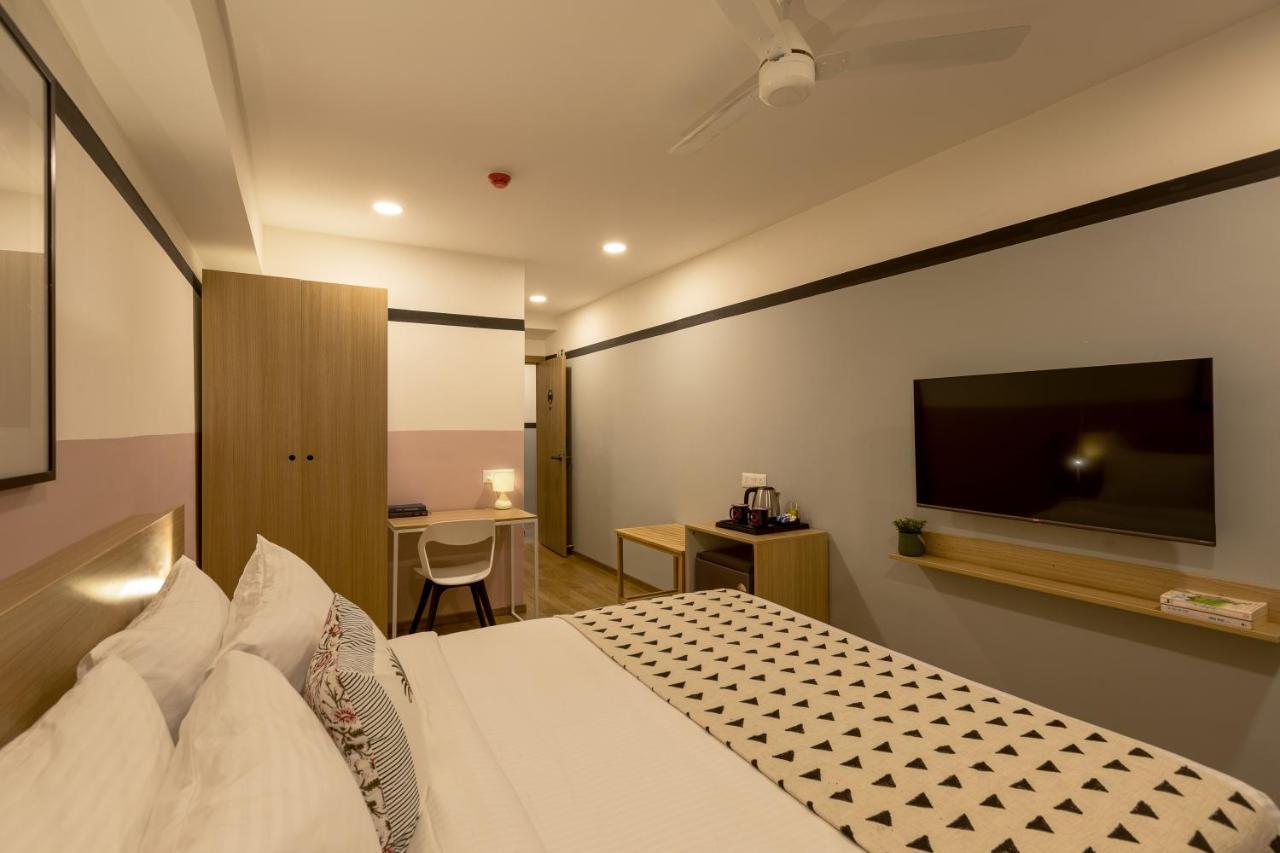 Olive Hotel Indiranagar 100Ft Road By Embassy Group Бангалор Экстерьер фото